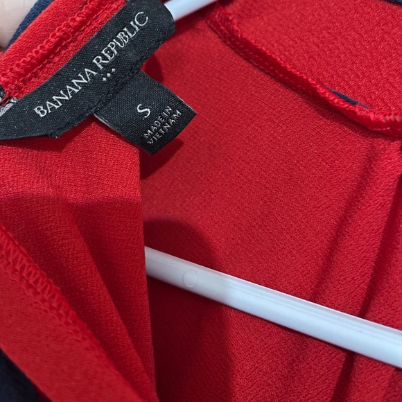 Banana Republic Women’s Red and Black with Neck Tie Detail Casual Top Sz-S - Picture 4 of 6